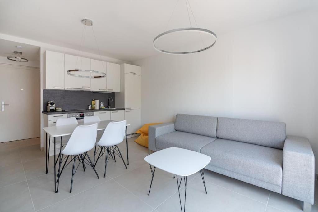 Apartament Neu Und Hell In Zentraler Ruhelage Mit Parkplatz Wiedeń Zewnętrze zdjęcie