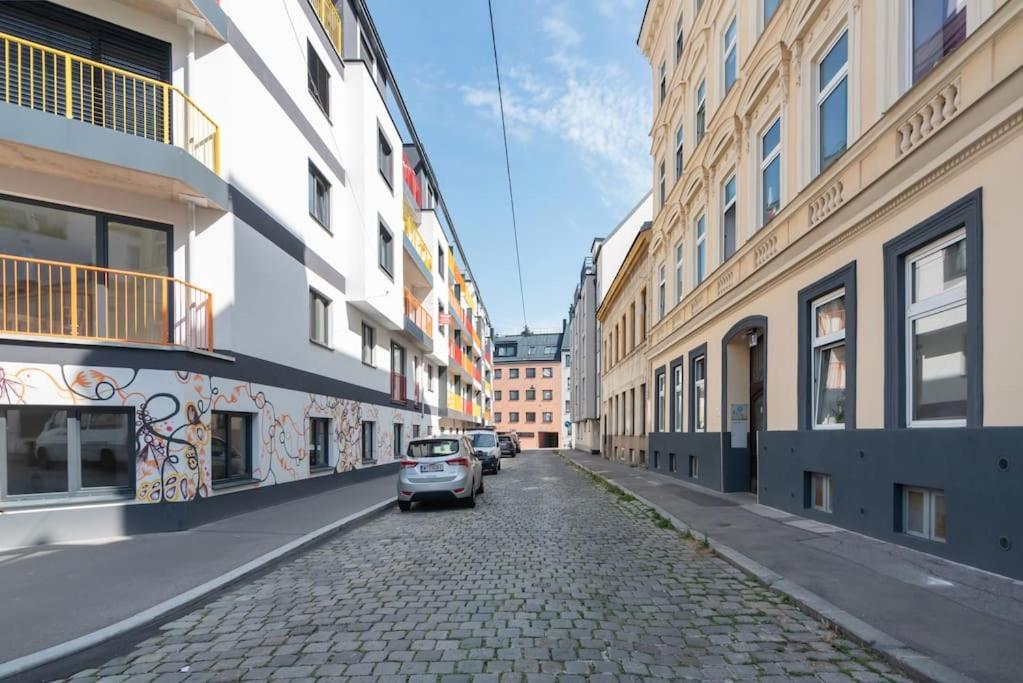 Apartament Neu Und Hell In Zentraler Ruhelage Mit Parkplatz Wiedeń Zewnętrze zdjęcie