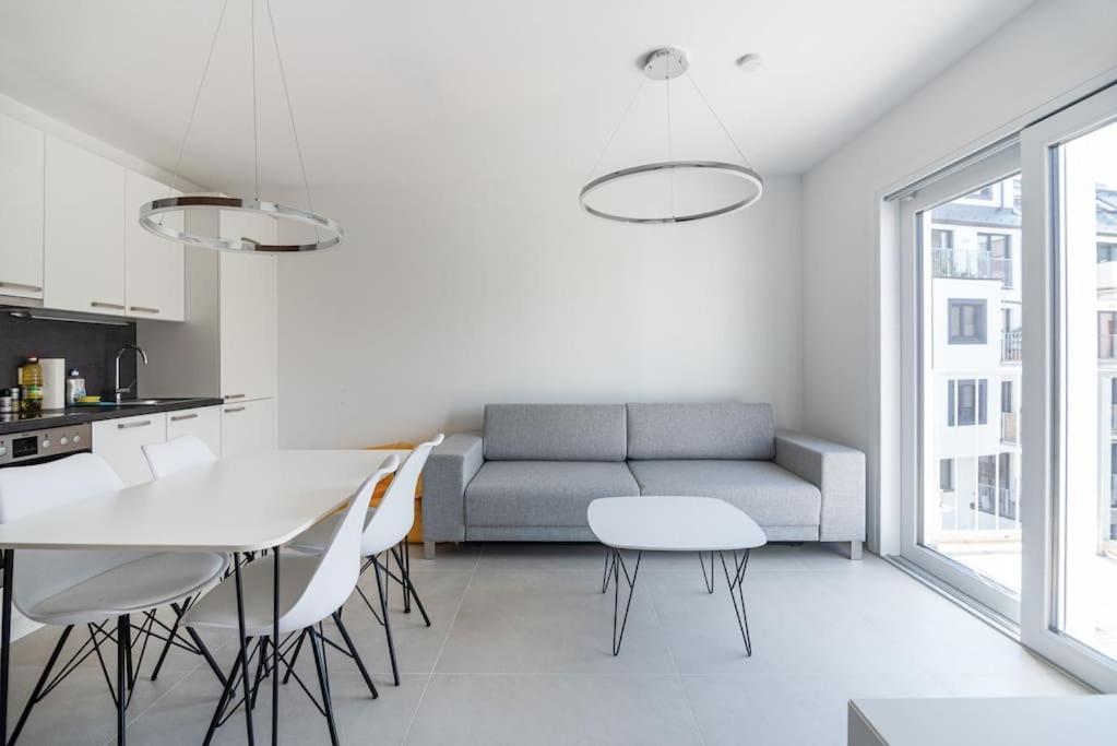 Apartament Neu Und Hell In Zentraler Ruhelage Mit Parkplatz Wiedeń Zewnętrze zdjęcie