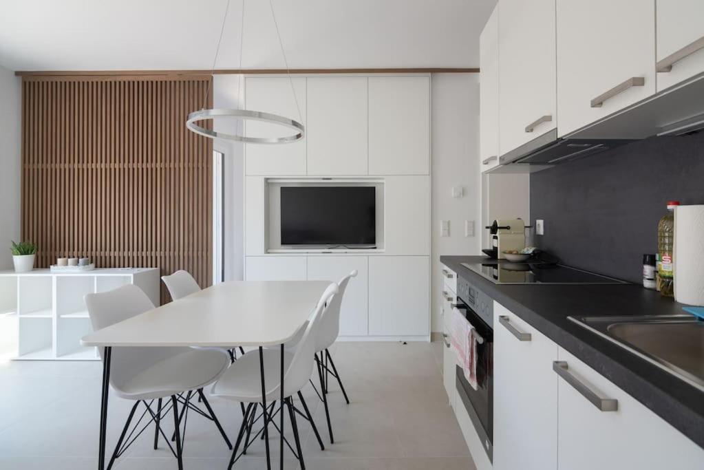 Apartament Neu Und Hell In Zentraler Ruhelage Mit Parkplatz Wiedeń Zewnętrze zdjęcie