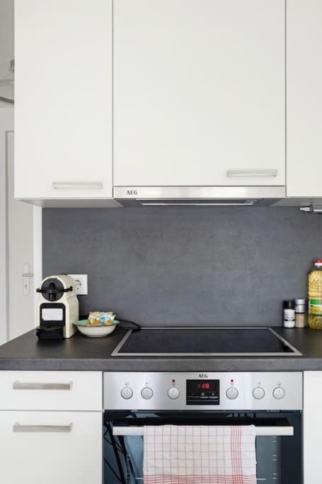 Apartament Neu Und Hell In Zentraler Ruhelage Mit Parkplatz Wiedeń Zewnętrze zdjęcie
