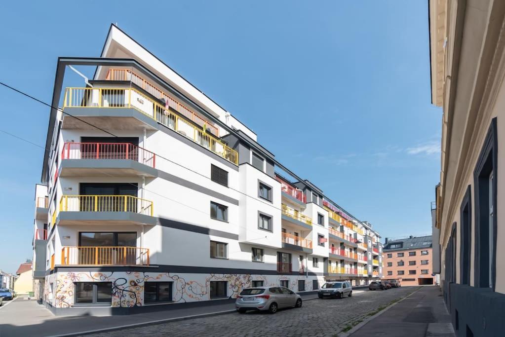 Apartament Neu Und Hell In Zentraler Ruhelage Mit Parkplatz Wiedeń Zewnętrze zdjęcie