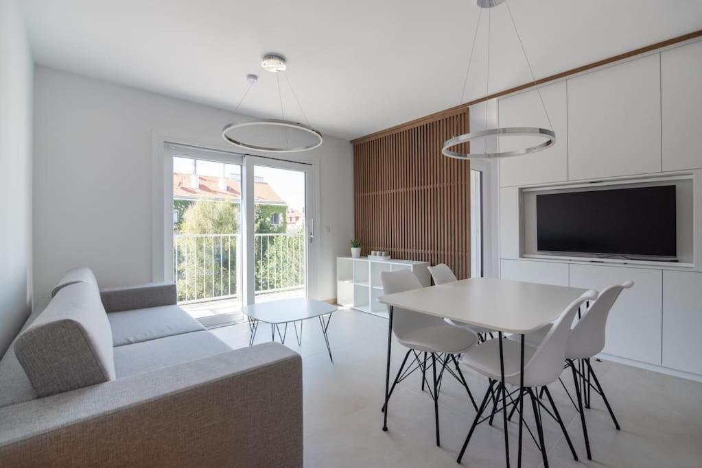 Apartament Neu Und Hell In Zentraler Ruhelage Mit Parkplatz Wiedeń Zewnętrze zdjęcie